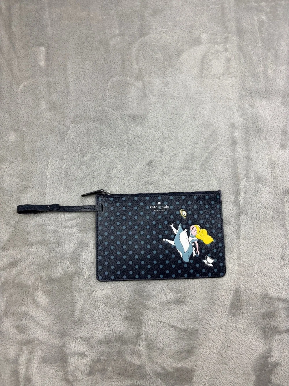 Disney Kate Spade Alice in Wonderland Wristlet Wallet Retired Print RARE and NEW - Picture 2 of 9